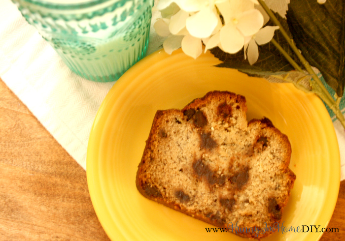 This gluten free banana bread recipe is sweet and moist -- the best gluten free chocolate chip banana bread recipe I've tried yet!