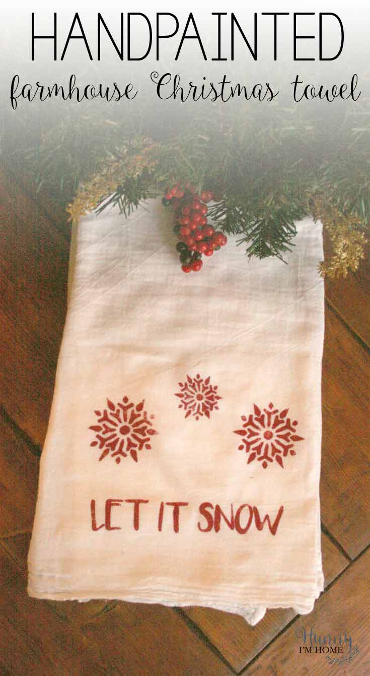 Farmhouse Christmas towel | Farmhouse Christmas | Rae Dunn | DIY farmhouse Christmas decor | DIY Christmas decor | Handpainted towel | Handpainted Christmas towel | DIY Christmas towel #DIY #Christmas #farmhouse #FarmhouseChristmas