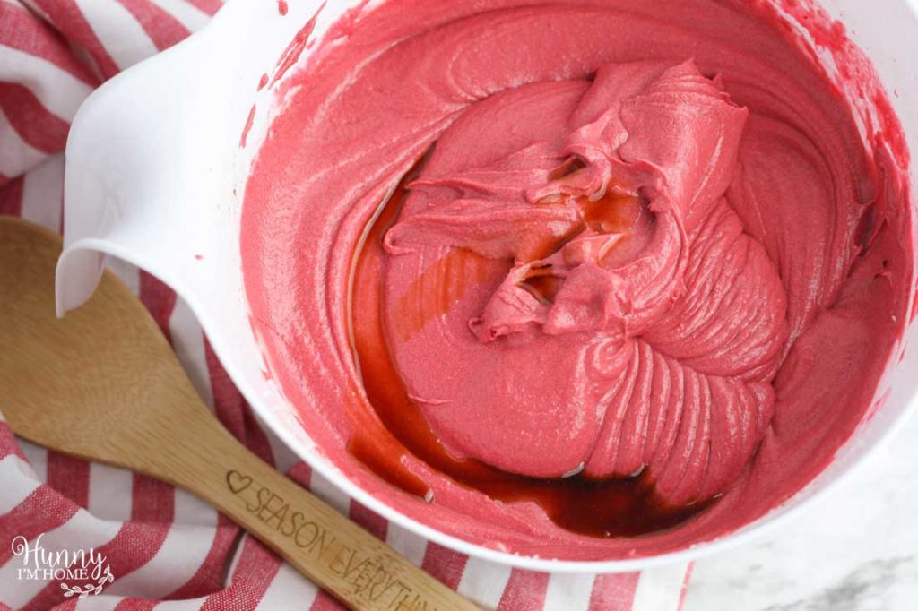 This delicious gluten free red velvet cake recipe makes the most delicious gluten free red velvet cupcakes. They're the perfect gluten free Valentines dessert and a wonderful gluten free Valentines day treat. These gluten free cupcakes are also great as gluten free birthday treats. #glutenfree #redvelvet #glutenfreecupcakes