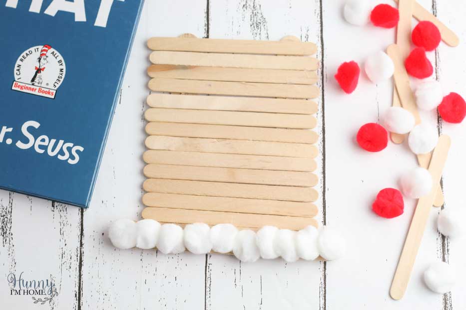 This cute Cat in the Hat craft is a great Dr. Seuss activity for Dr. Seuss's birthday. If you're searching for fun Cat in the Hat activities, you'll love this adorable Dr Seuss crafts. #craftsforkids #DrSeuss #CatintheHat