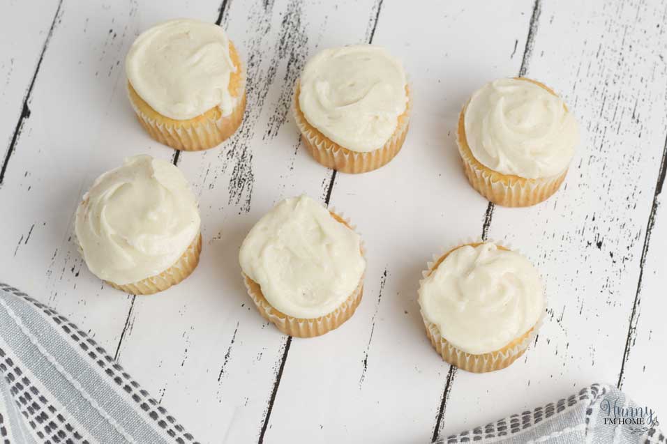 Ice the top of the ghost cupcakes