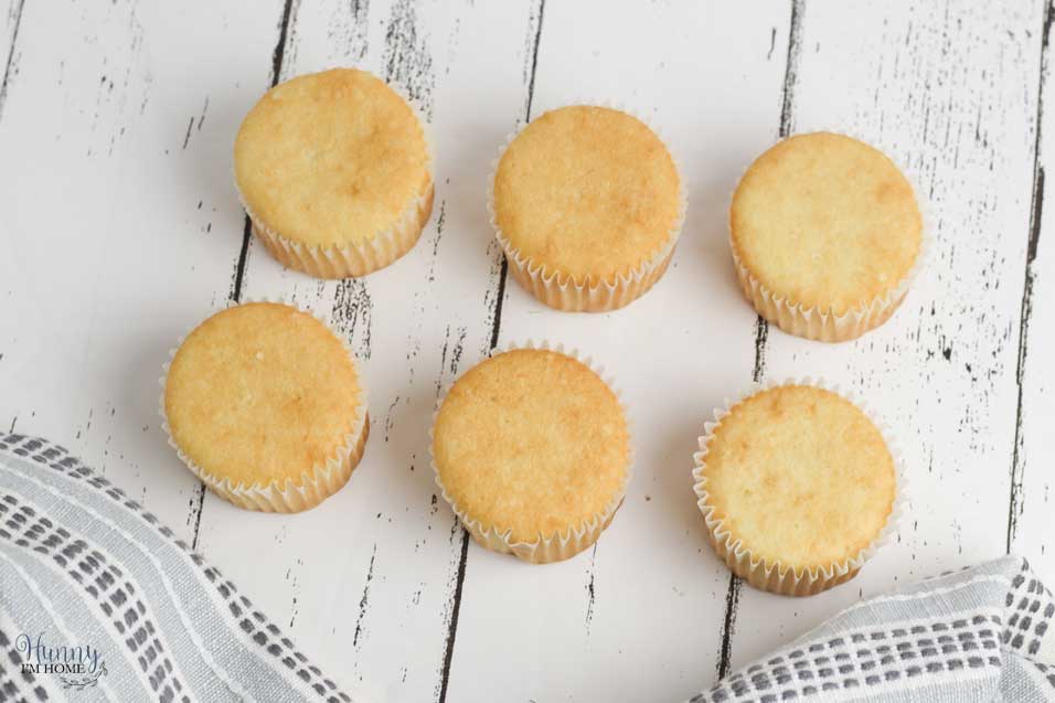 How to make ghost cupcakes