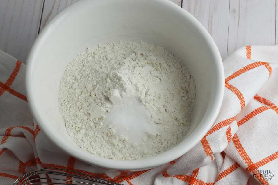 dry ingredients for gluten free pie crust