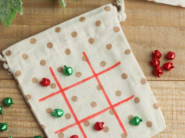 Easy DIY Travel tic tac toe game