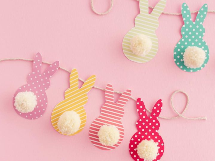 Image for Pom Pom Bunny Tail Easter Garland in a Few Steps