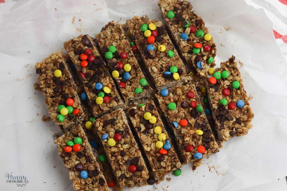 cut the peanut butter granola bars