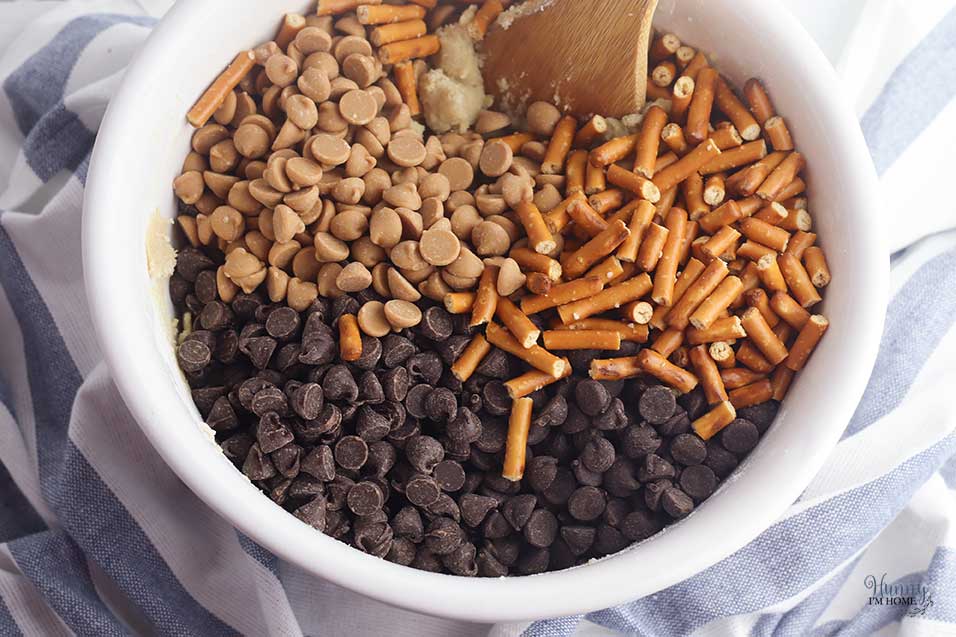 Add pretzels to gluten free kitchen sink cookies