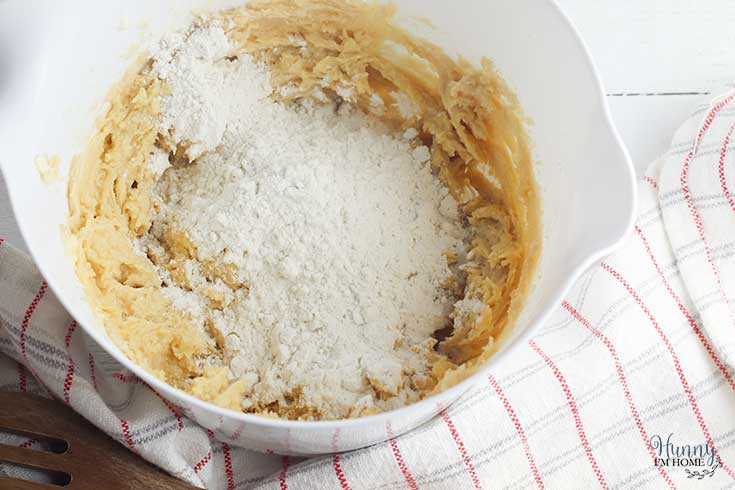 Add to gluten free flour to sugar mixture