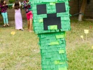 Image for Minecraft Creeper Pinata Tutorial
