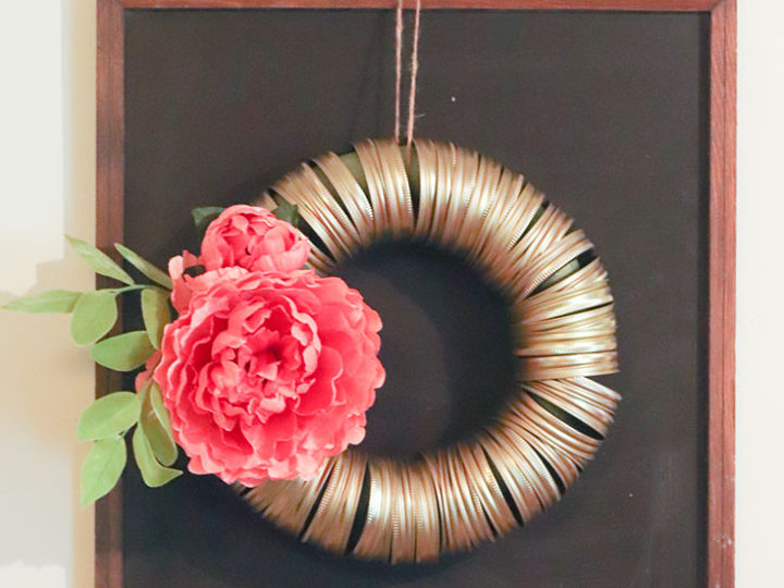 Image for Rustic Farmhouse Mason Jar Lid Wreath