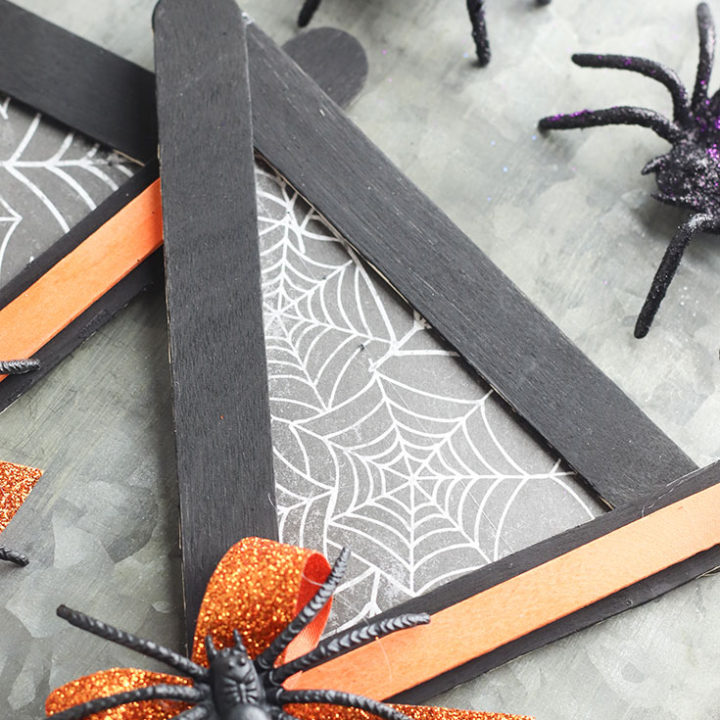 popsicle stick craft Halloween witch hat
