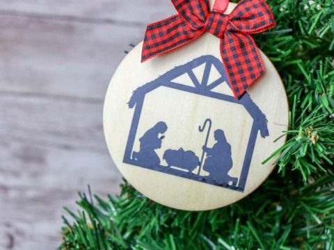 Image for Wood Slice Nativity Story Ornaments Christmas Cricut Project
