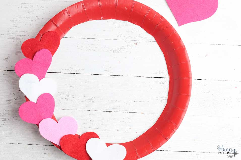 heart wreath craft for toddlers