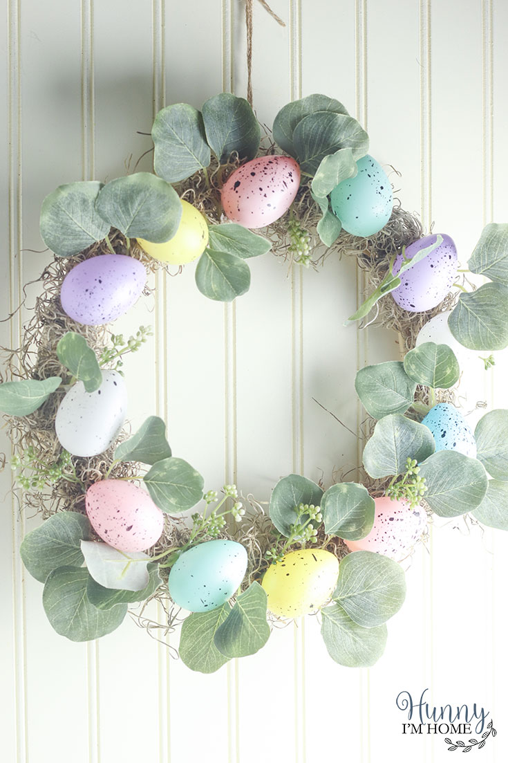 These Moss Easter Eggs are the Cutest Dollar Store DIY Easter Craft