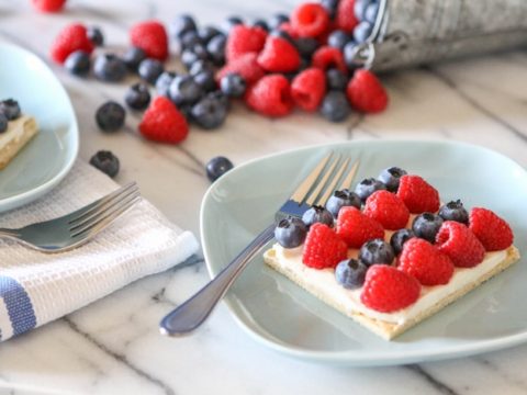 Image for Red, White, and Blue Dessert Bites