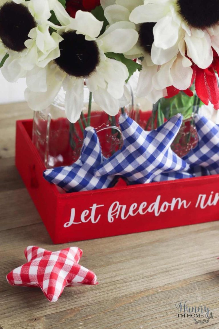 Mason Jar DIY Patriotic Centerpiece
