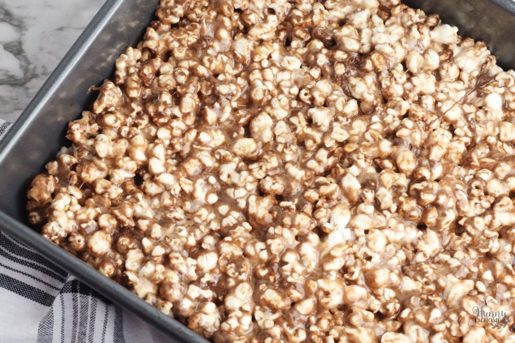 chocolate popcorn treats