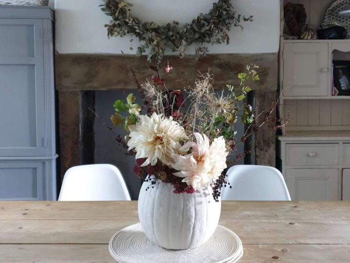 Image for Autumnal Decor Pumpkin Vase Tutorial 