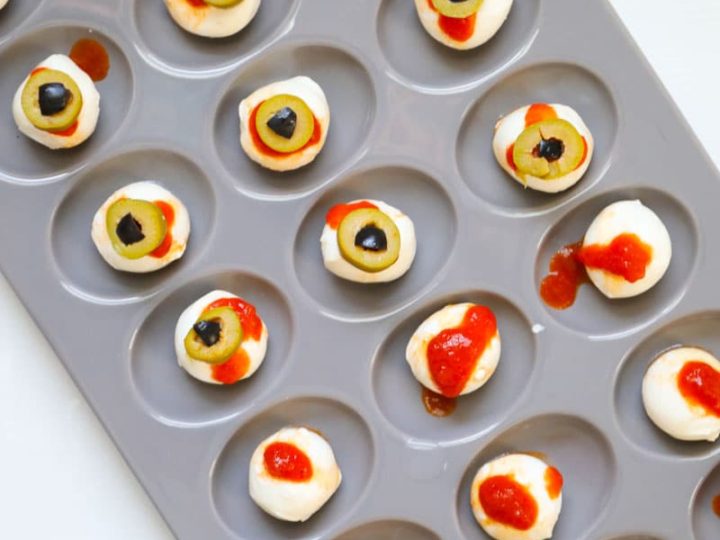 Image for Halloween Appetizers : Mozzarella Eyeball Tray