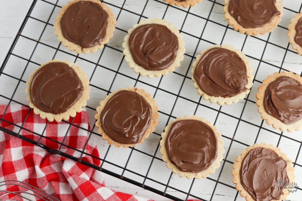 cookies with nutella filling