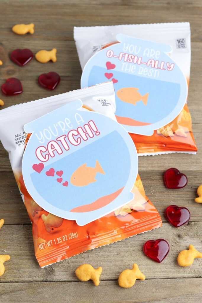 classroom valentines for goldfish crackers