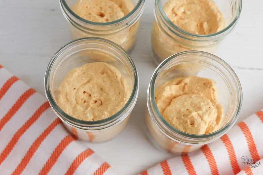 Pumpkin Cheesecake Parfaits in a Jar