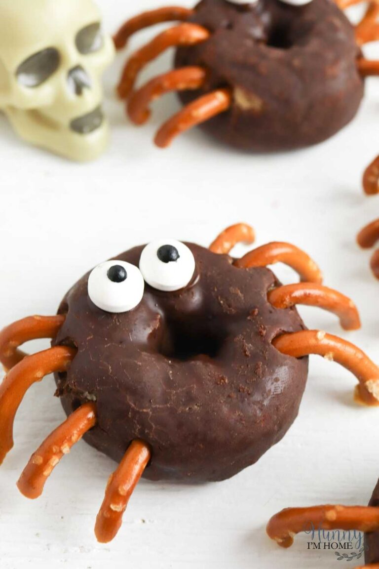 Cute Spider Donuts Halloween Snack Idea