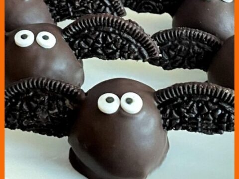 Image for Halloween Bat Cake Pops