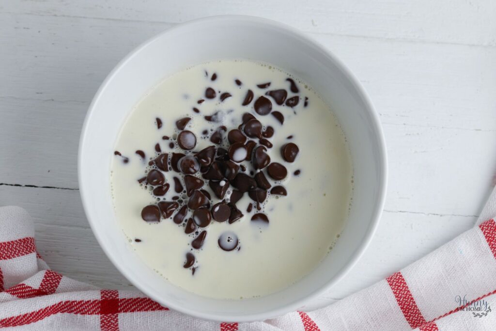 chocolate ganach for swiss roll cake