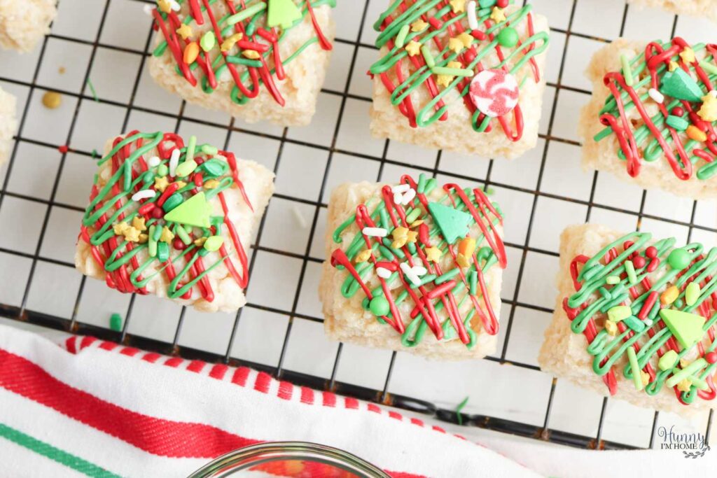 how to decorate rice krispies treats for Christmas