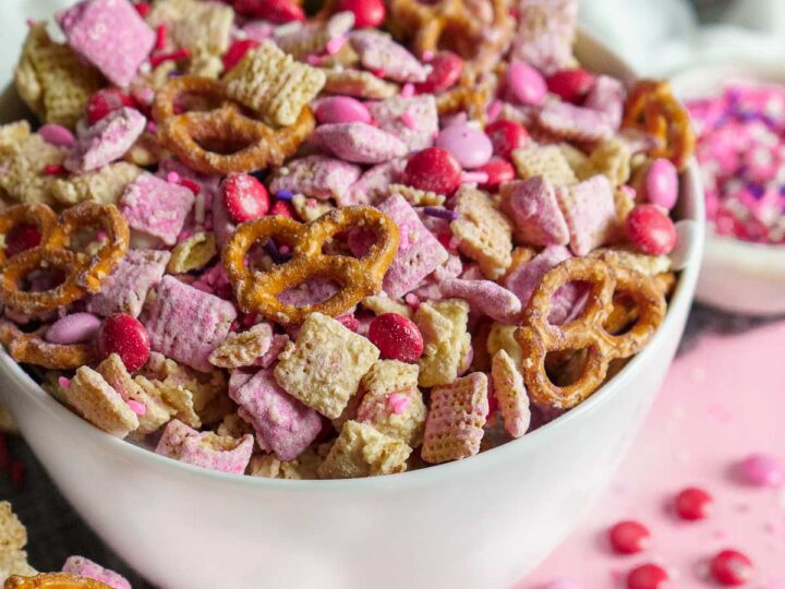 Image for Pink Valentine Puppy Chow Mix