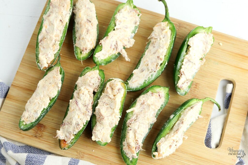 jalapenos poppers with pulled pork