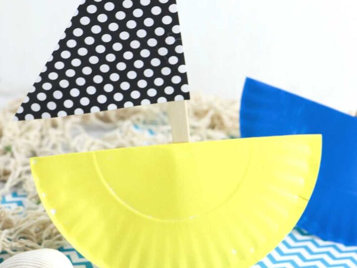 rocking paper plate boat for preschoolers