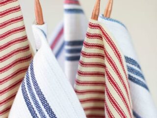 Image for How to Make Flags from Fabric Scraps 