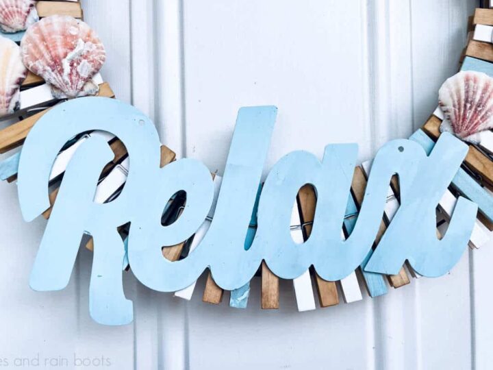 Image for Dollar Tree Beach Clothespin Wreath DIY