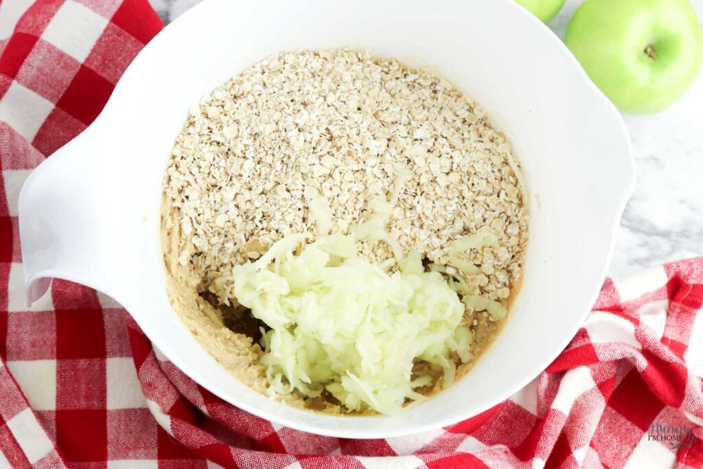 gluten free oatmeal cookies with apple