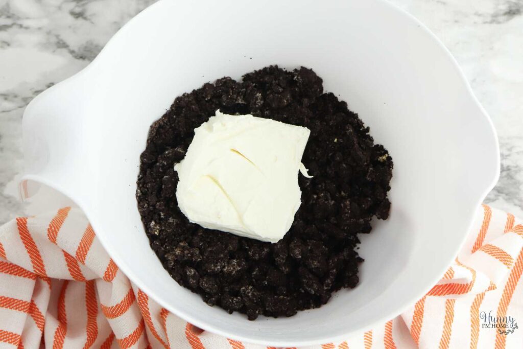 oreo ball treats for Halloween