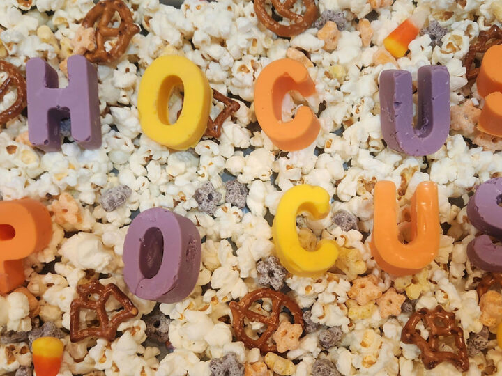Image for Hocus Pocus Simple Snack Tray