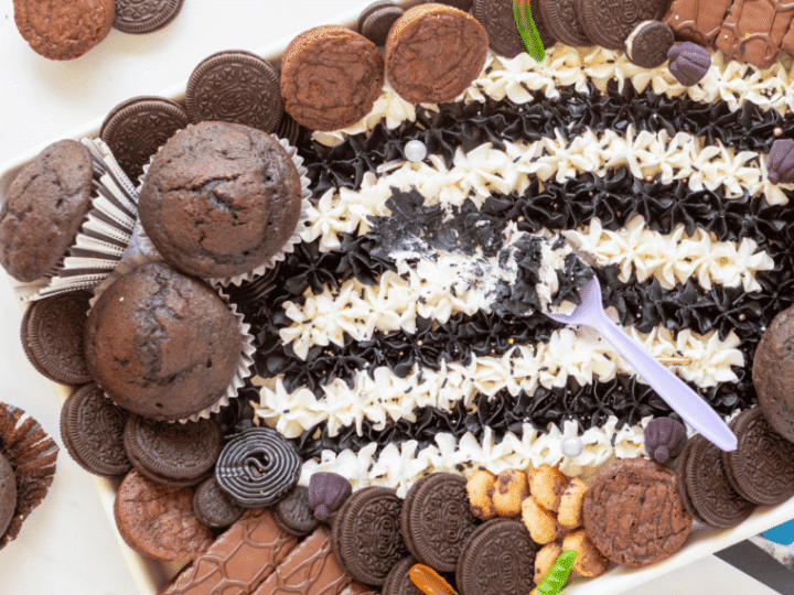 Image for Beetlejuice Buttercream Board