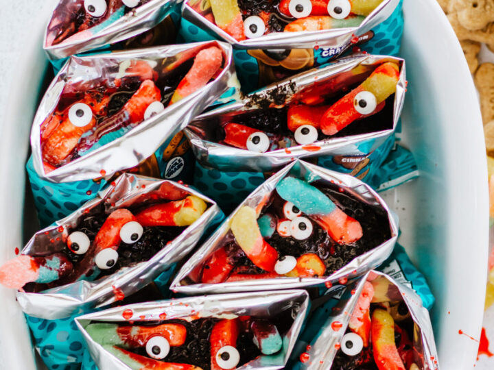 Image for Halloween Graveyard Dirt Cup Snack Bags