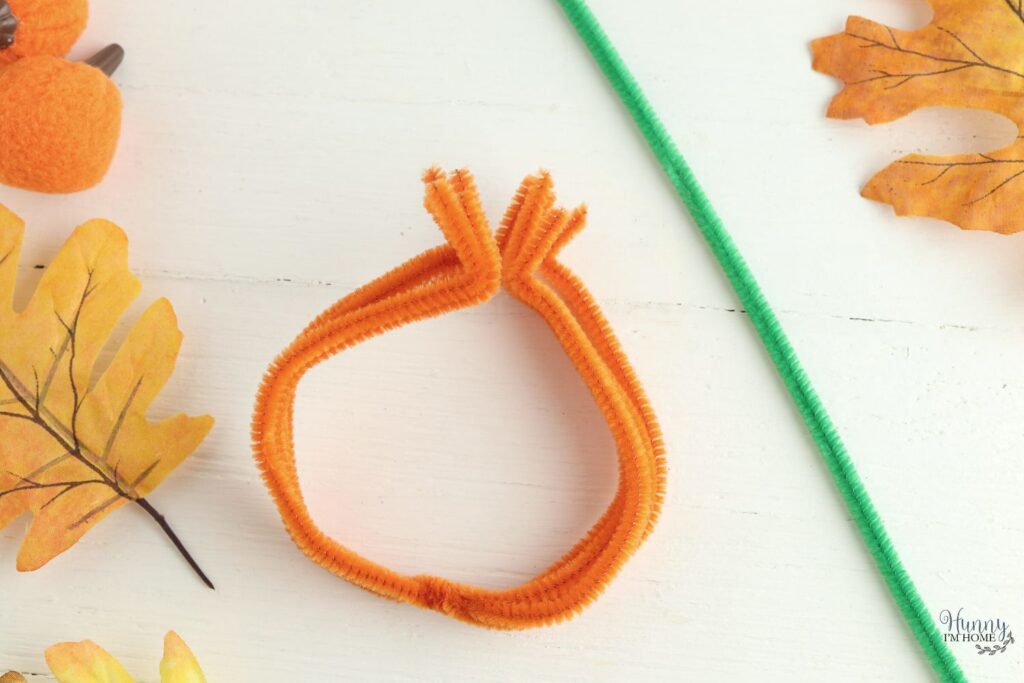 how to make pipe cleaner pumpkins