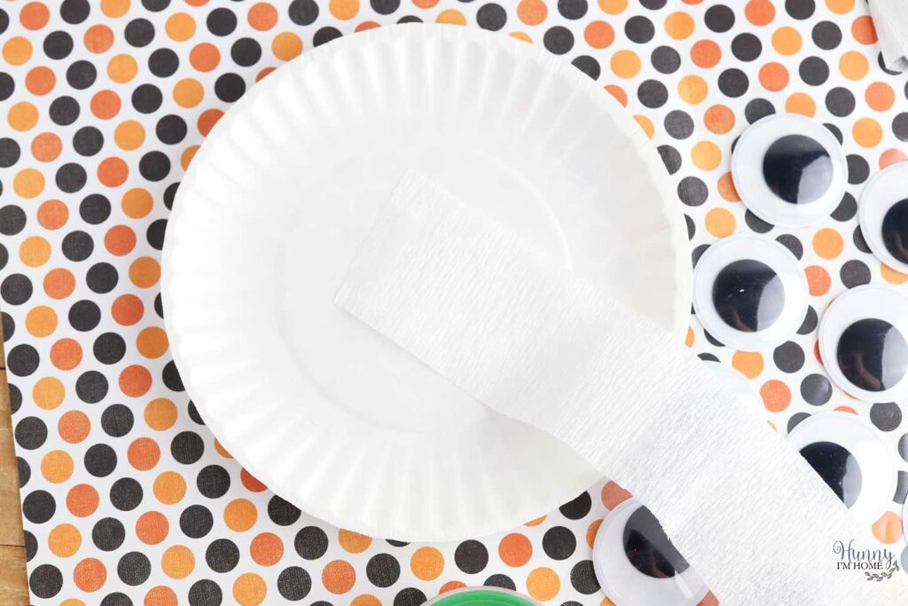 mummy paper plate craft