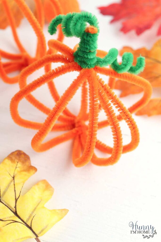preschool pipe cleaner pumpkin craft
