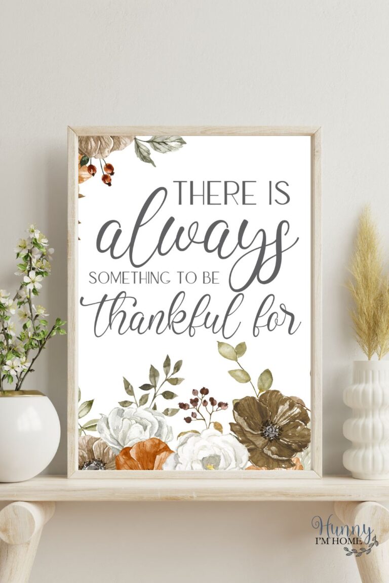 DIY Farmhouse Printable Thanksgiving Decorations