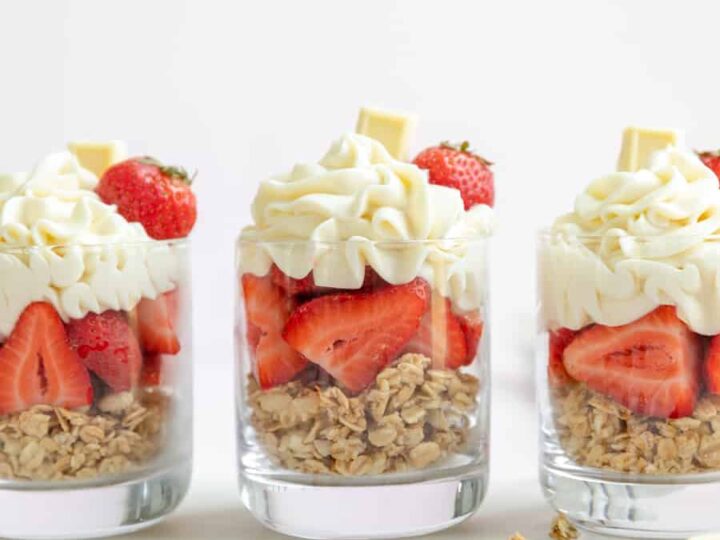 Image for No bake White Chocolate Cheesecake with Strawberries -