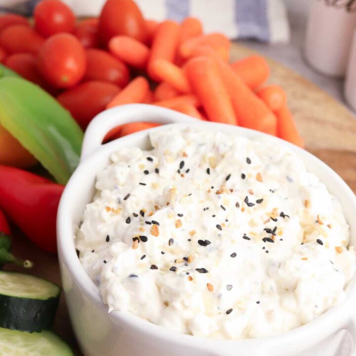 veggie dip with everything bagel seasoning
