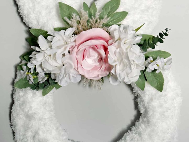 Image for Create A Sweet Easter Bunny Wreath with Dollar Store Supplies