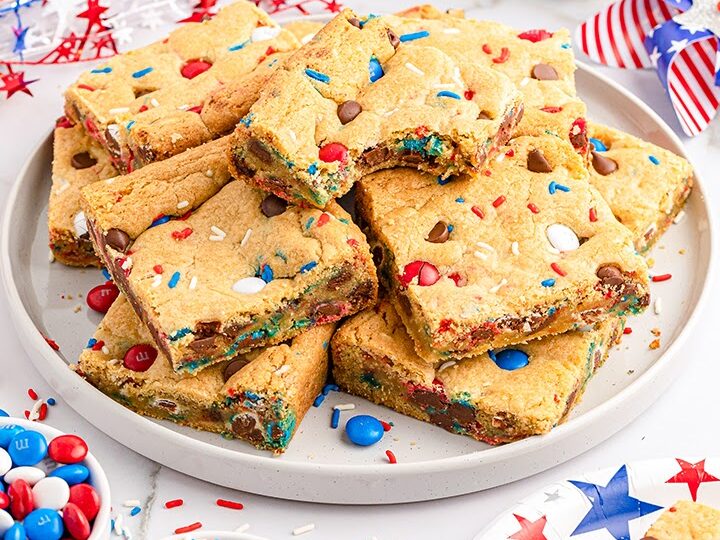 Image for Red, White, and Blue M&M's Cookie Bars