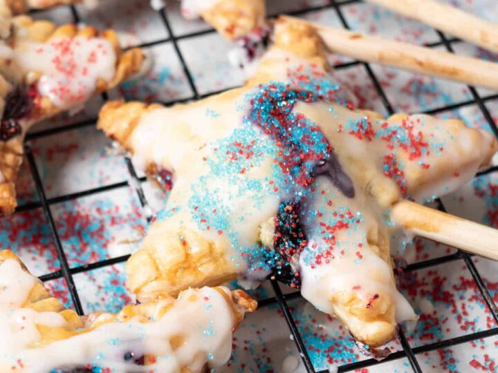 Image for Blueberry Mini Pie Pops 