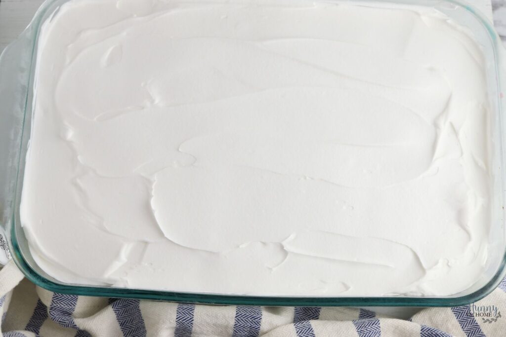 berry cake with cool whip